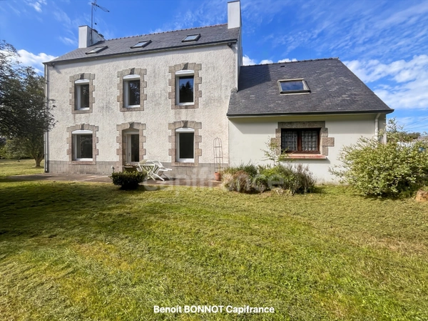 CONCARNEAU – PROPRIÉTÉ DE CARACTÈRE SUR PLUS D'UN HECTARE AVEC DÉPENDANCE DE 134 M²