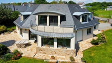 PLEUVEN – Maison familiale de 230 m² avec 6 chambres, suite parentale et espace indépendant