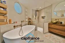 Villa for sale 9 rooms - 278 M2 - swimming pool - 2000 m2 of land - Toulouse West