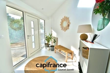 Villa for sale 9 rooms - 278 M2 - swimming pool - 2000 m2 of land - Toulouse West