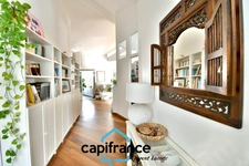 Villa for sale 9 rooms - 278 M2 - swimming pool - 2000 m2 of land - Toulouse West