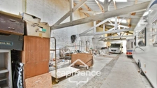Local/bureau à vendre NUAILLE D'AUNIS (17), Dpt Charente Maritime (17), à vendre NUAILLE D'AUNIS, ensemble immobilier, d'une surface de 591,64 m2, le tout sur une parcelle cadastrée de 4710 m2. 