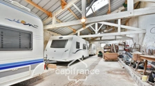 Local/bureau à vendre NUAILLE D'AUNIS (17), Dpt Charente Maritime (17), à vendre NUAILLE D'AUNIS, ensemble immobilier, d'une surface de 591,64 m2, le tout sur une parcelle cadastrée de 4710 m2. 