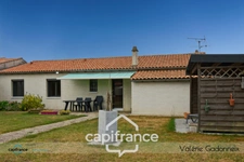 Maison à vendre 5 pièces ECHILLAIS (17)620 - Plain-pied 163 m² – Vue sur le transbordeur, double garage, parcelle de 1000 m²