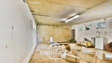 Local/bureau à vendre NUAILLE D'AUNIS (17), Dpt Charente Maritime (17), à vendre NUAILLE D'AUNIS, ensemble immobilier, d'une surface de 591,64 m2, le tout sur une parcelle cadastrée de 4710 m2. 