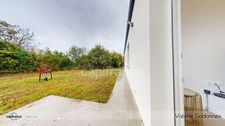 **À vendre - Maison neuve de plain-pied à Échillais (17620)**, Avec garage et Terrain clos. 