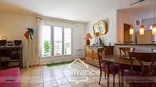 Appartement à vendre 4 pièces ROCHEFORT (17)300 - Appartement en rez-de-jardin avec cour privée – Comme une maison !