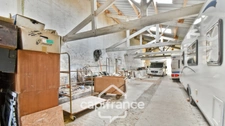 Local/bureau à vendre NUAILLE D'AUNIS (17), Dpt Charente Maritime (17), à vendre NUAILLE D'AUNIS, ensemble immobilier, d'une surface de 591,64 m2, le tout sur une parcelle cadastrée de 4710 m2. 