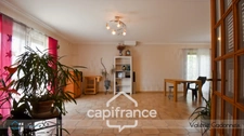 Maison à vendre 5 pièces ECHILLAIS (17)620 - Plain-pied 163 m² – Vue sur le transbordeur, double garage, parcelle de 1000 m²