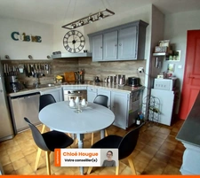 Grande maison 172m² avec espace indépendant et beau jardin – idéal pour famille ou télétravail.