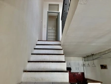 Maison de village 2 niveaux – Hameau calme Aix-en-Provence – Charme + Potentiel