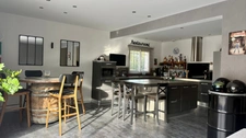 Maison à vendre 4 pièces (3 chambres) MARTIGUES (13) avec jardin piscine et garage