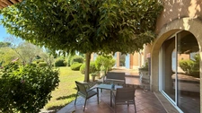 Property for sale between Peynier and Trets on over one hectare, main house approximately 225 m2