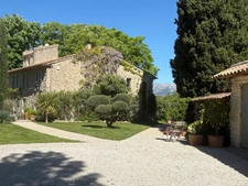 A vendre région Aix-en-Provence Sud Maison véritable mas à vendre à Trets proche Peynier vue Sainte Victoire au calme avec grand terrain