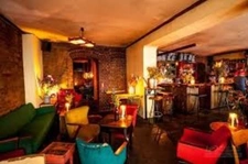 A saisir l'une des plus belles affaires du secteur Lyon 9 !!! Fond de commerce Bar restaurant licence IV