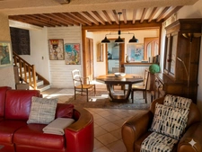  Maison de Maître bourguignonne Vue dégagée 7 pièces SAINT IGNY DE VERS (69)