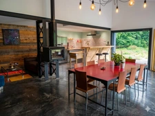 Bien ultra atypique VILLA ARTISTE ARCHITECTE 260 M2 9 pièces PRUZILLY (71) Sur 1 hectare de forêt