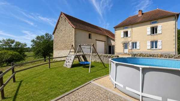 Belle propriété 6 pièces SAINT LAURENT EN BRIONNAIS + 1 Ha et des écuries (71)