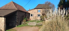  Maison de Maître bourguignonne Vue dégagée 7 pièces SAINT IGNY DE VERS (69)