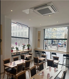 Coup de fusils Restaurant d'angle Rue Servient/ Préfecture/ Tribunal/ Part-Dieu