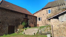  Maison de Maître bourguignonne Vue dégagée 7 pièces SAINT IGNY DE VERS (69)