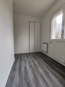 Maison à vendre 10 pièces LA BRUFFIERE (85)