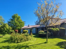 12-room property for sale in L'OIE (85)