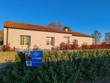 Maison à vendre 8 pièces TREIZE SEPTIERS (85)