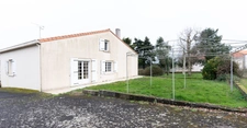 Maison à vendre 10 pièces LA BRUFFIERE (85)