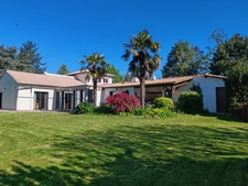 12-room property for sale in L'OIE (85)