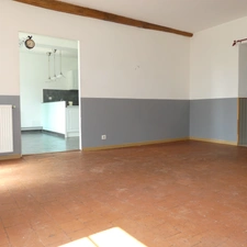 Pont Royal, canal, maison 6 chambres, sur terrain 1800m2.