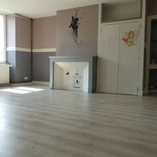 Pont Royal, canal, maison 6 chambres, sur terrain 1800m2.