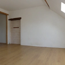 Pont Royal, canal, maison 6 chambres, sur terrain 1800m2.