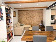 Maison de village 4 pièces rénovée avec garage à ROUSSET