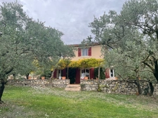 Bastide à vendre 7 pièces  + dépendances  (13)