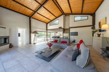 Maison à vendre 7 pièces CABRIES (13) sans vis-à-vis, proche Aix-en-Provence