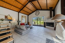 Maison à vendre 7 pièces CABRIES (13) sans vis-à-vis, proche Aix-en-Provence