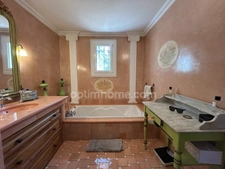 Élégante Bastide Provençale au calme absolu – Domaine de 4000 m² avec Piscine et Dépendances – Fuveau
