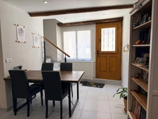 Maison de village 4 pièces rénovée avec garage à ROUSSET