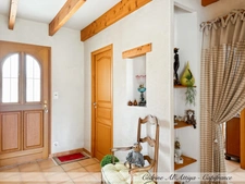 Maison à vendre Saint-Xandre (17) 5 pièces, plain-pied, 120m2, garage, jardin et grenier