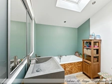 Maison à vendre à La Rochelle, 135 m² de plain-pied, avec jardin, garage et cave.