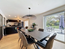 Maison de 165m2 entièrement rénovée avec jardin, garage