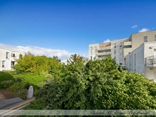 La Rochelle, 3-room apartment for sale, 66m2, 1st floor, elevator, loggia, garage