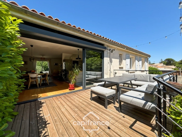 Maison rénovée de 102 m² avec sous-sol aménageable et jardin, quartier Rompsay – Périgny