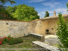 Propriété à vendre 318m2 habitables, 11 pièces, 7 chambres, parcelle de 1700m2 environ, jardin, garage, piscine, dépendances