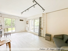 LA ROCHELLE, Appartement à vendre 1er étage, 2 pièces, 54m2, véranda, parking et cave