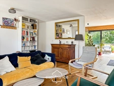 Maison rénovée de 102 m² avec sous-sol aménageable et jardin, quartier Rompsay – Périgny