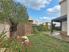À vendre à La Rochelle, Maison récente de 88m² avec 3 chambres, jardin et double garage