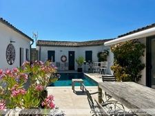 Villa for sale, 138m2, in Sainte-Marie-de-Ré, 5 rooms, swimming pool, parking spaces