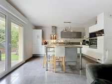 L'HOUMEAU, Appartement à vendre 2 pièces 47m2, rez-de-chaussée avec jardin, parking